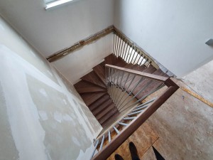 Ограждение второго этажа для лестницы