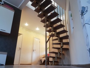 Купить металлическое основание лестницы