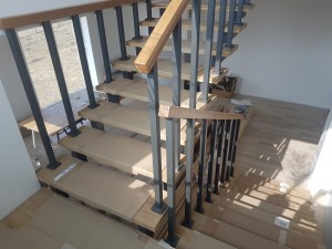 Купить дубовое ограждение для лестницы