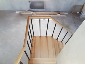 Ступени из толстого мебельного щита