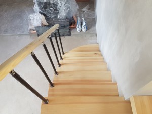 Изготовление ступеней для лестницы на заказ