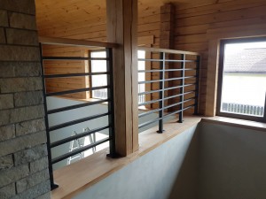 Стильное ограждение для лестницы
