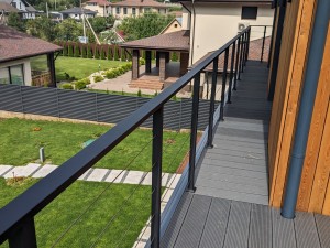 Тросовое ограждение открытой террасы в д. Слободчина