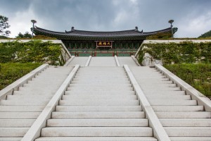 Лестницы и ограждения в храмах и религиозных зданиях