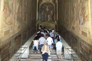 Лестницы и ограждения в храмах и религиозных зданиях