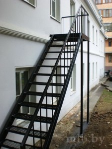 Категории наружных лестниц: от входных до высотных