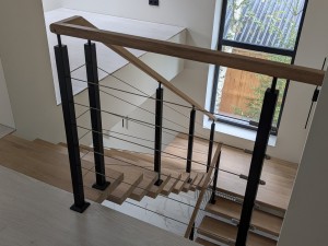 Лестничная площадка: 7 практичных способов использовать пространство Лестничная площадка: 7 практичных способов использовать пространство