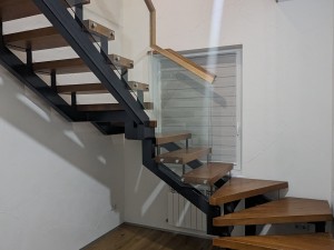 Что важно учесть перед покупкой стеклянного ограждения: безопасность, вид и реальные расходы