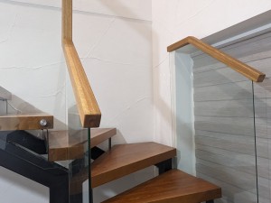 Что важно учесть перед покупкой стеклянного ограждения: безопасность, вид и реальные расходы