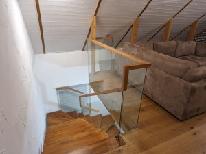 Что важно учесть перед покупкой стеклянного ограждения: безопасность, вид и реальные расходы