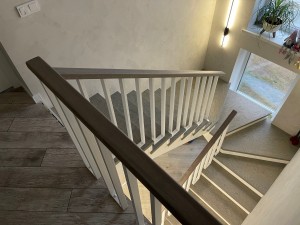 Установка ограждения "Рамка" с дубовым поручнем в д. Обчак